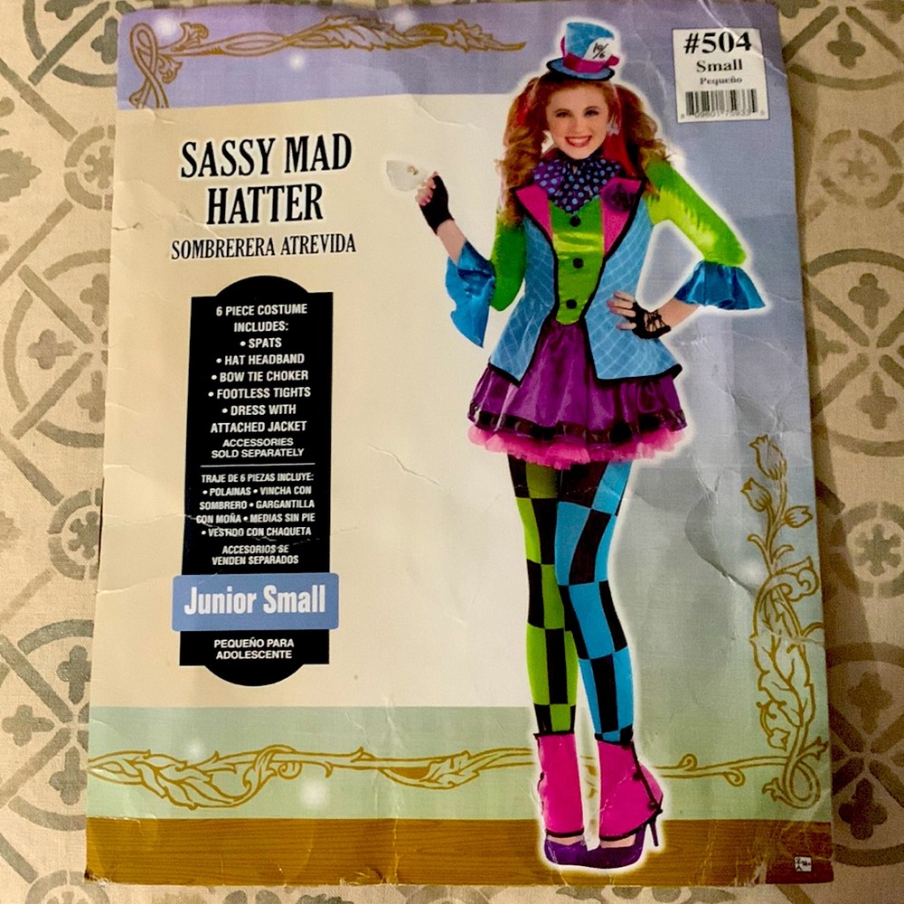 Amscan Sassy Mad Hatter Junior costume